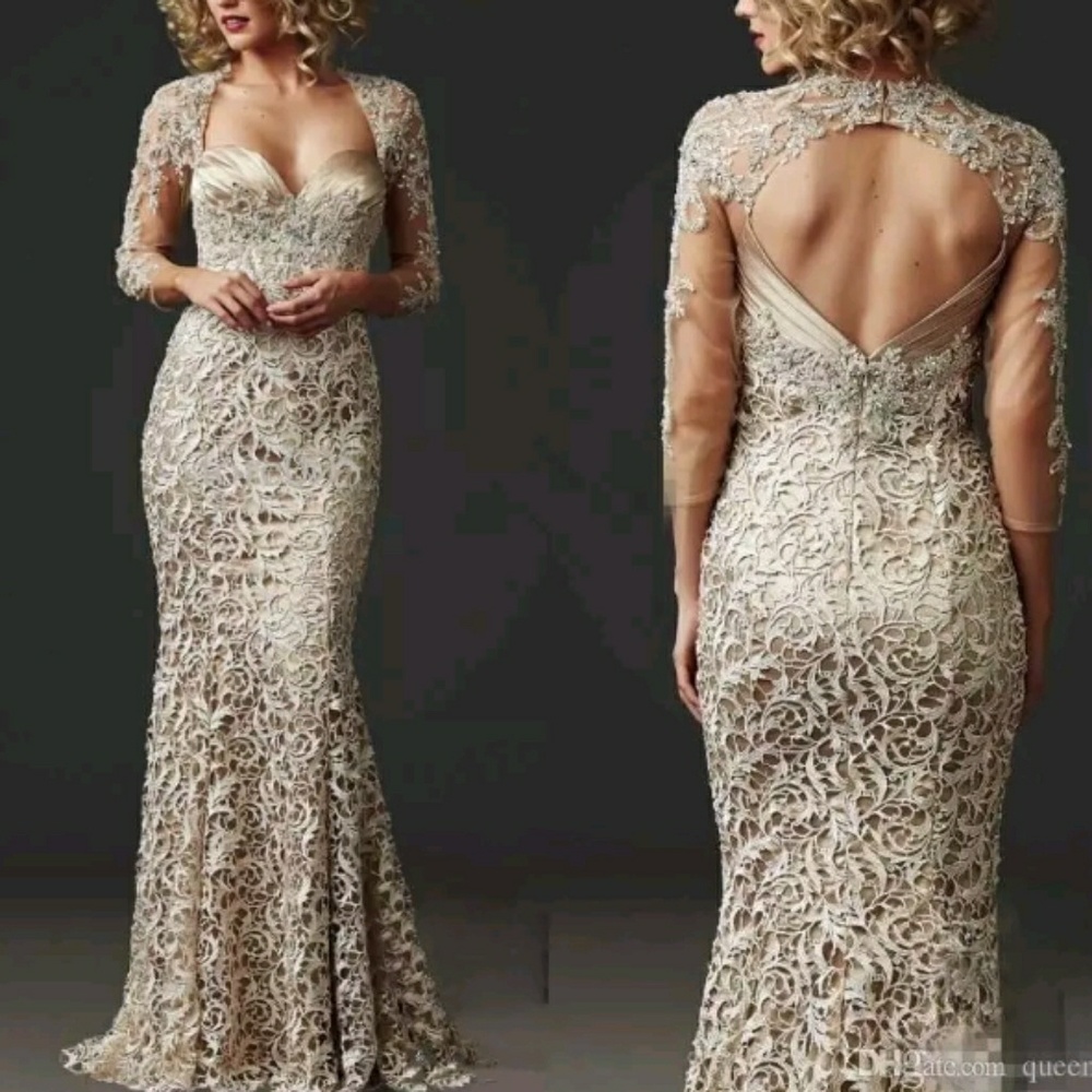 Mother of the bride lace gown - Picture 5 of 5